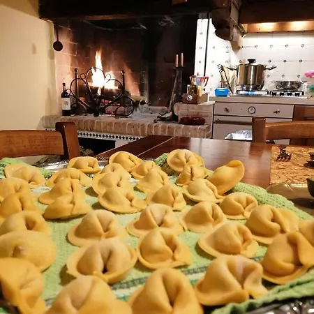 Casa Nel Bosco Il Grottone 度假居 蒙塔约内