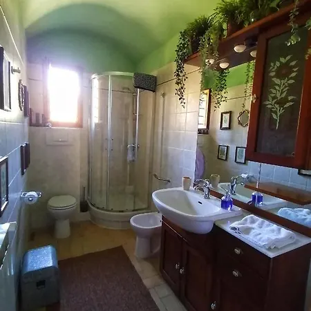 Casa Nel Bosco Il Grottone Tatil Evi Montaione