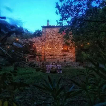Casa Nel Bosco Il Grottone * Montaione
