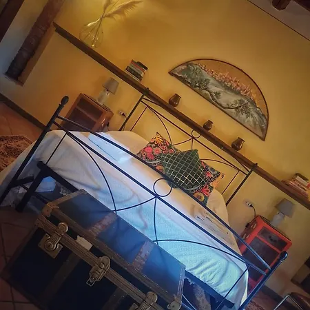 Casa Nel Bosco Il Grottone Tatil Evi