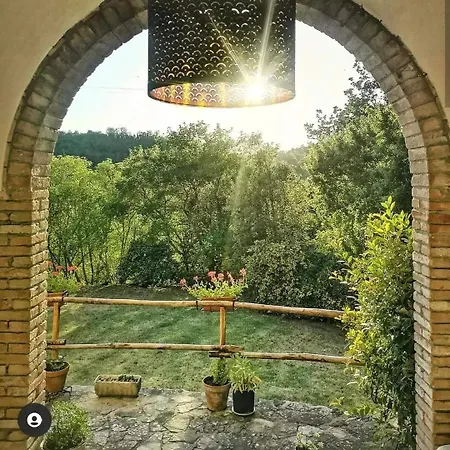 Casa Nel Bosco Il Grottone Tatil Evi *