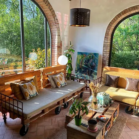Casa Nel Bosco Il Grottone Tatil Evi Montaione